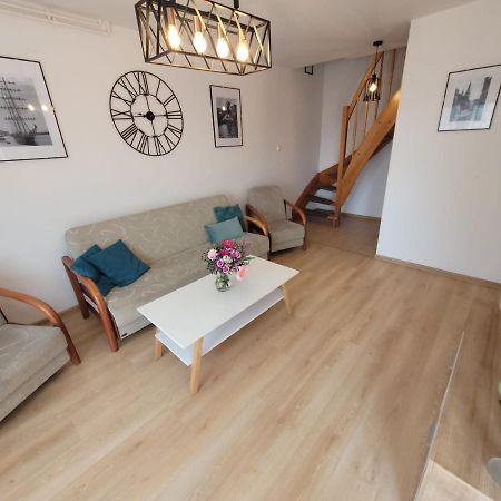 Appartement Loft Apartament à Szczecin Extérieur photo