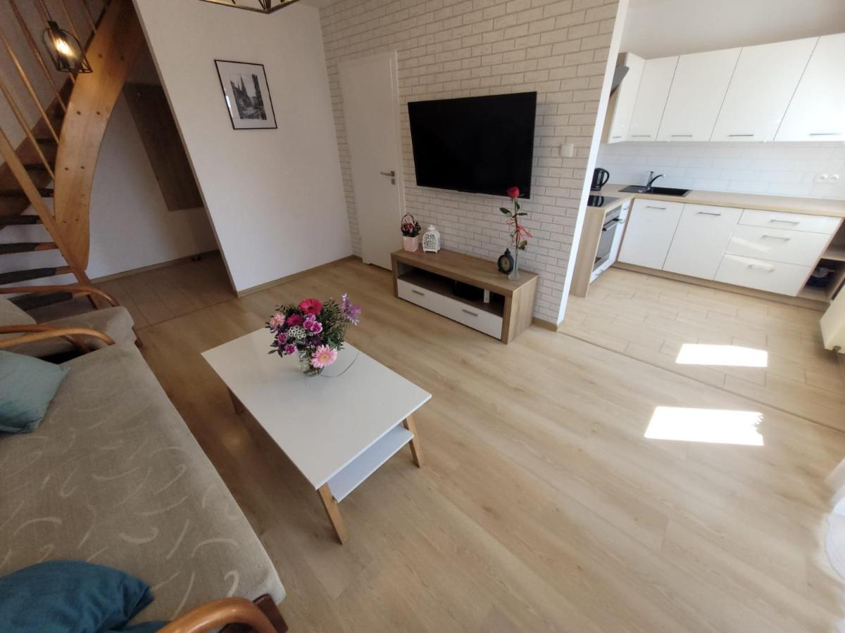 Appartement Loft Apartament à Szczecin Extérieur photo